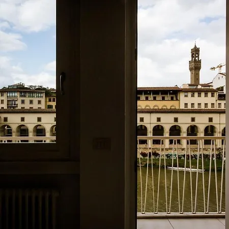 Ponte Vecchio View Open Space Lägenhet