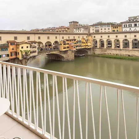 Ponte Vecchio View Open Space Lägenhet Florens