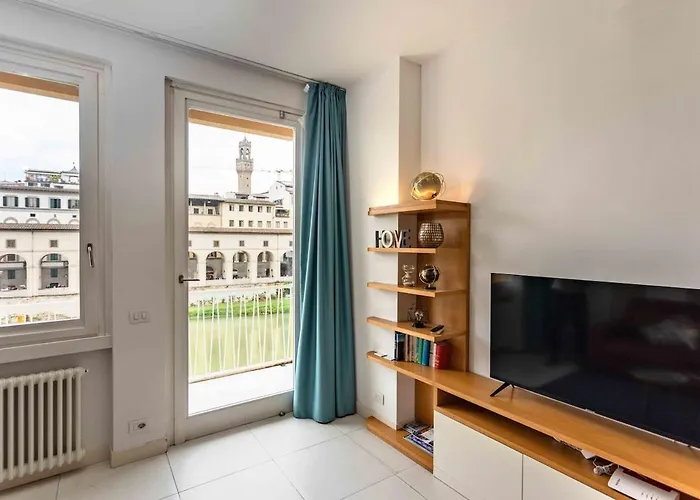 Ponte Vecchio View Open Space