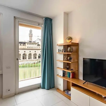 Ponte Vecchio View Open Space